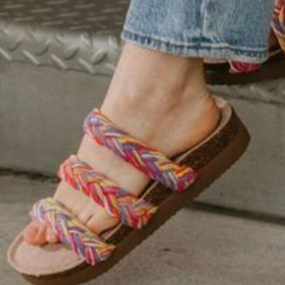 BRAND NEW ROCKET DOG WOMEN'S GREEN ASHLEY COLORFUL STRING SANDALl - Picture 1 of 16